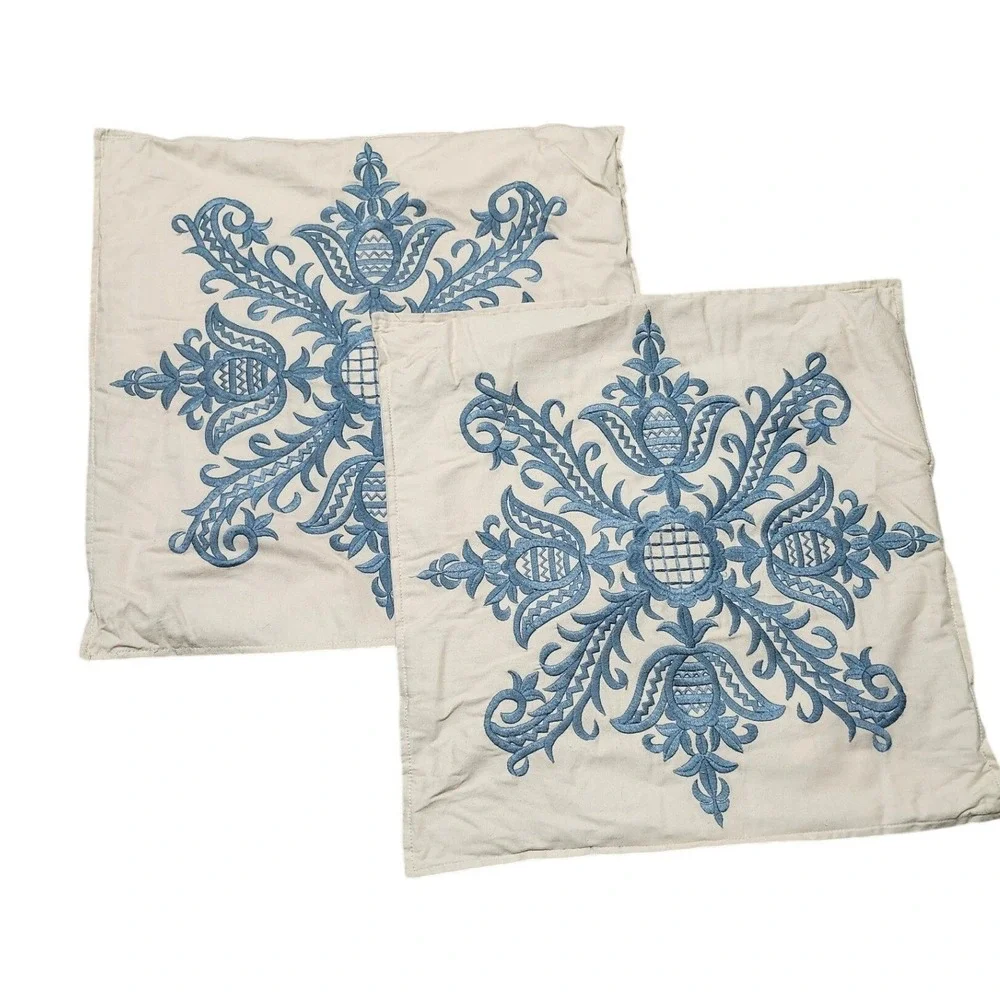 Pier 1 Imports Blue Embroidered Medallion Pineapple Pillowcases Set of 2‎ 18x18